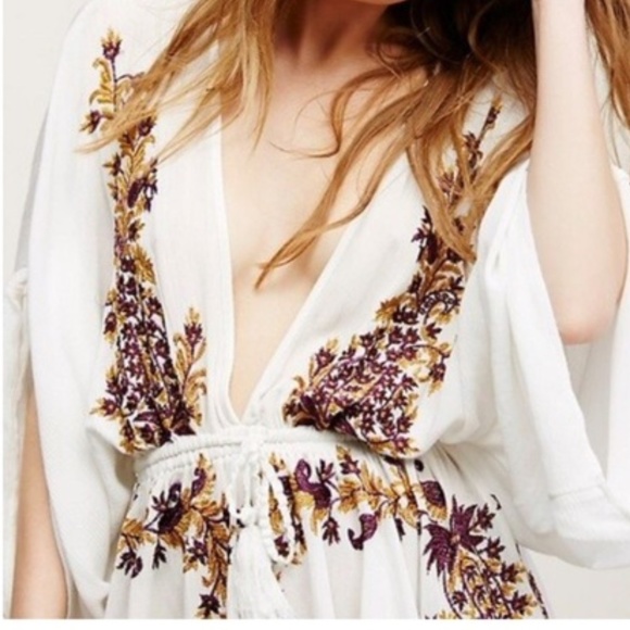 Boho plunging neck tassel embroidered floral Dress - Picture 13 of 16